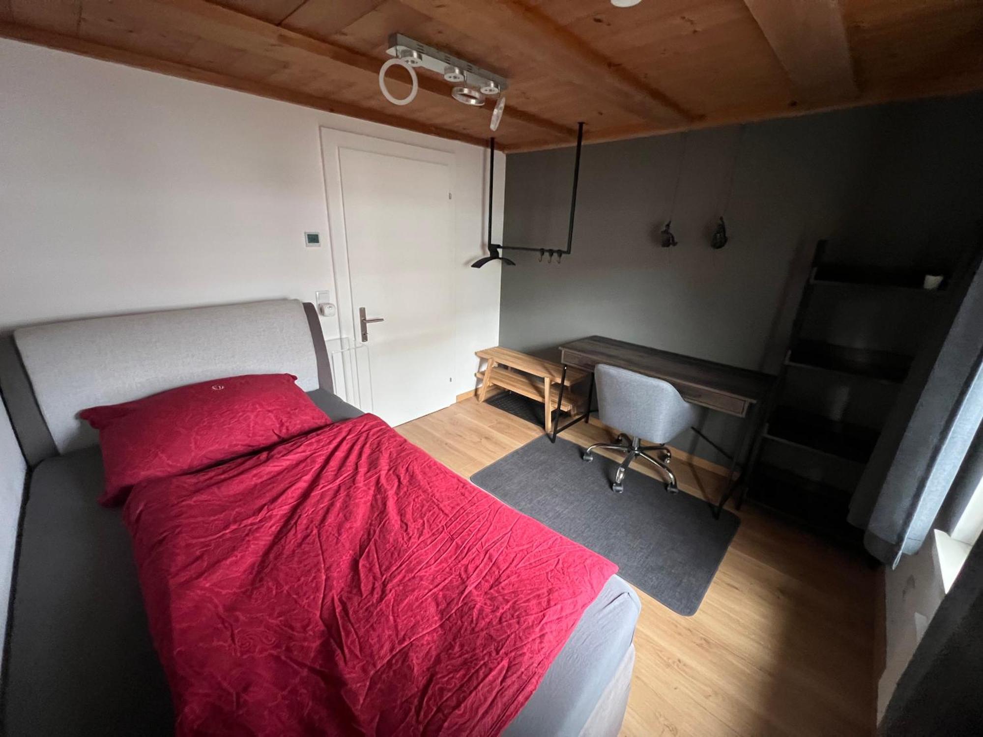 Crimson Cottage Apartments Dornbirn Exterior photo