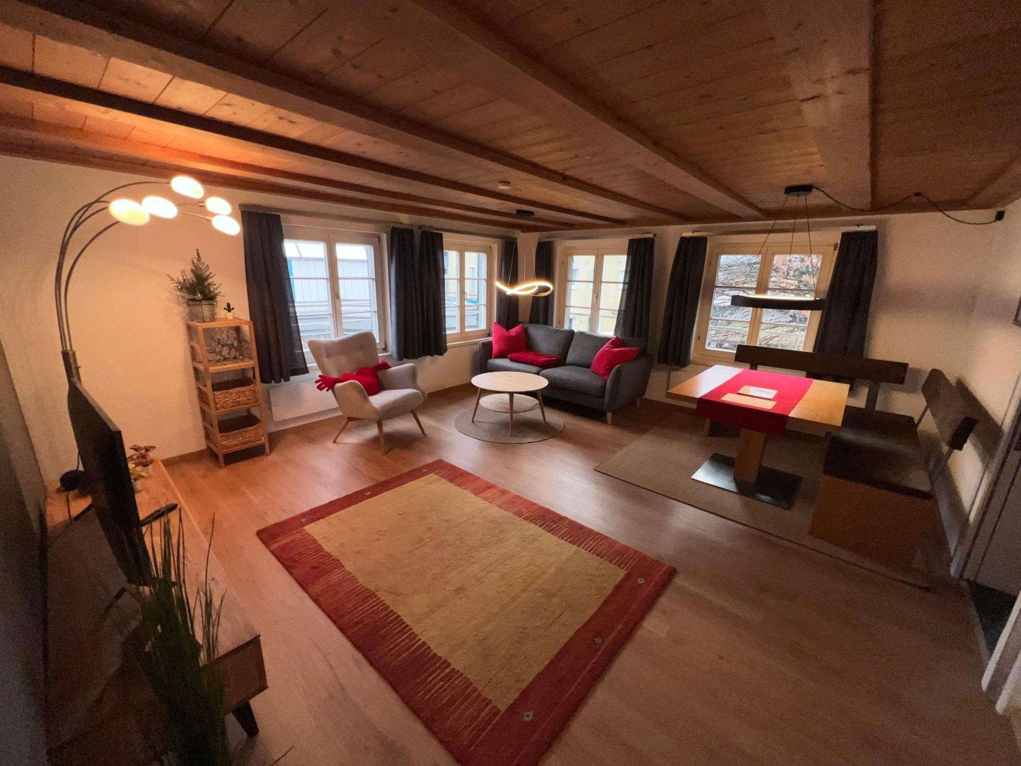 Crimson Cottage Apartments Dornbirn Exterior photo
